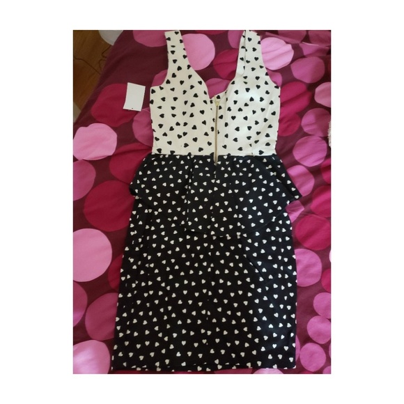 Dress - Picture 3 of 4